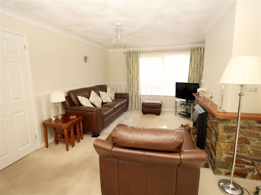 Free property report 9 Culver Close, Plymouth, PL6 5NL Chimnie