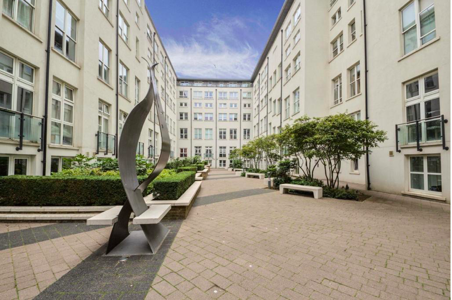 344, Building 22, Cadogan Road photo 4