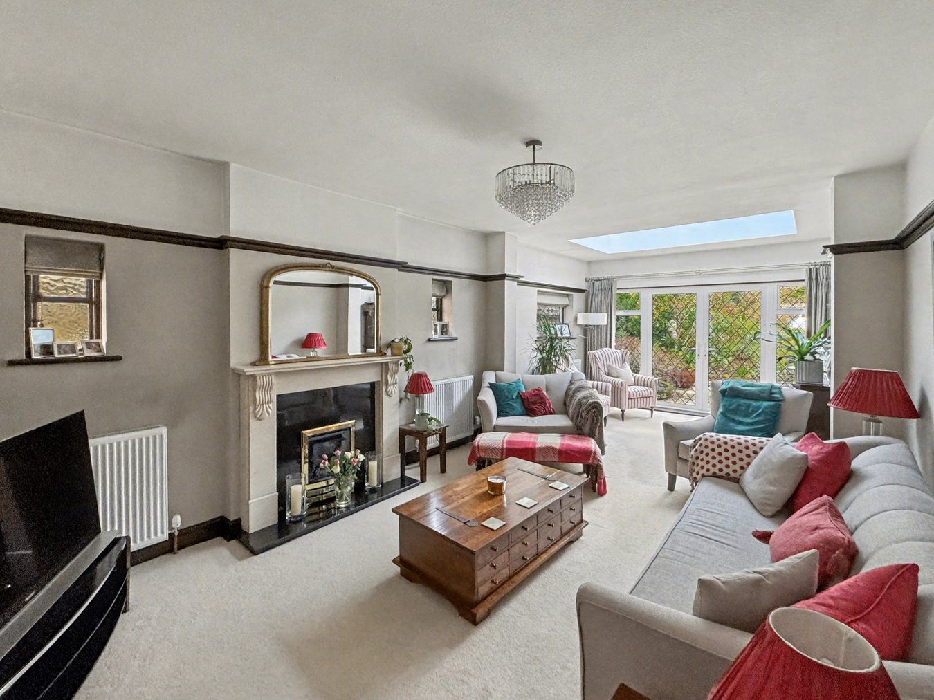 5 bedroom detached house for sale 0