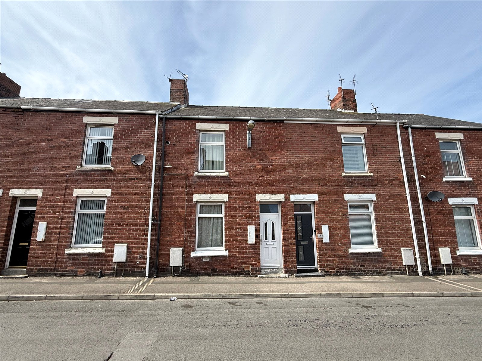 5, Tenth Street, Hartlepool photo 2