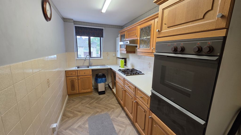 3 William Nichols Court, Huntly Grove, Peterborough photo 4