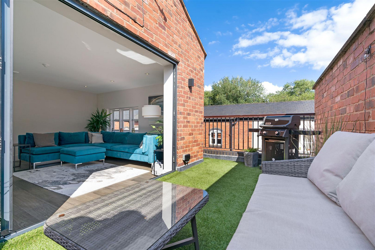 4-bed other on 158f, Warstone Lane, Birmingham, £525,000