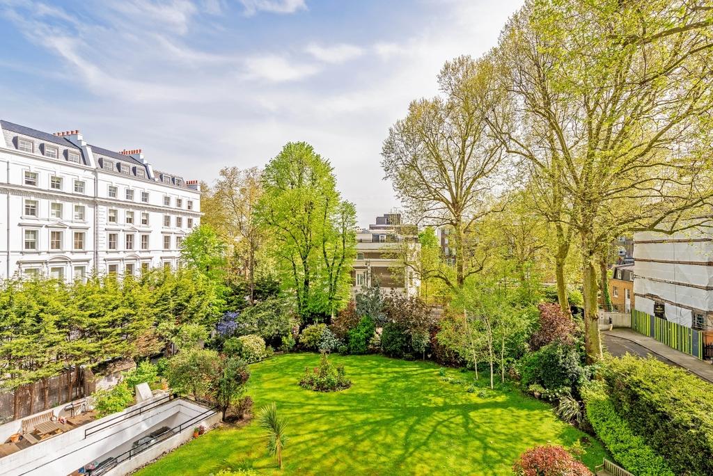 15 bedroom terraced house for sale 0