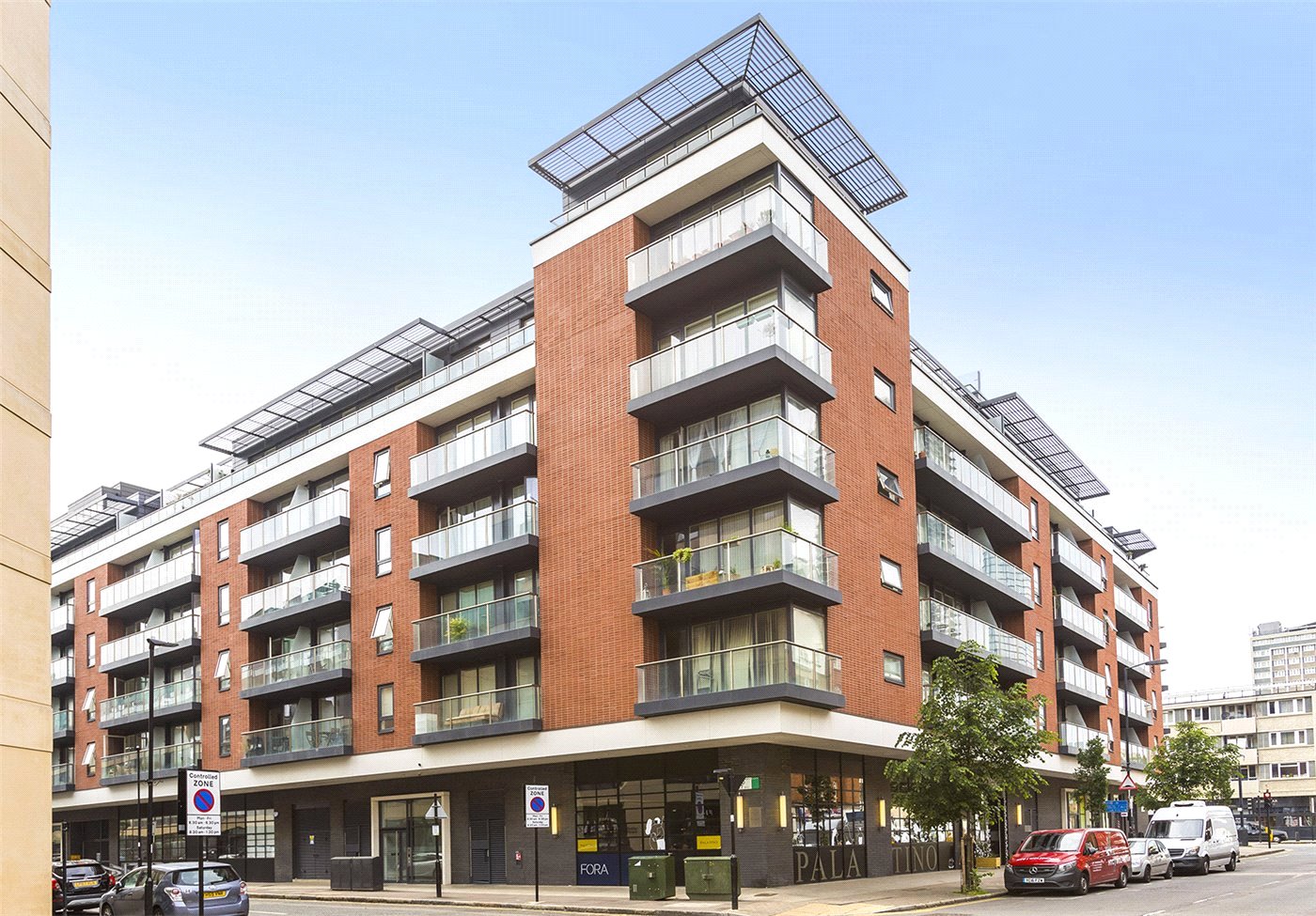 100 Worcester Point,, Central Street, London photo 2