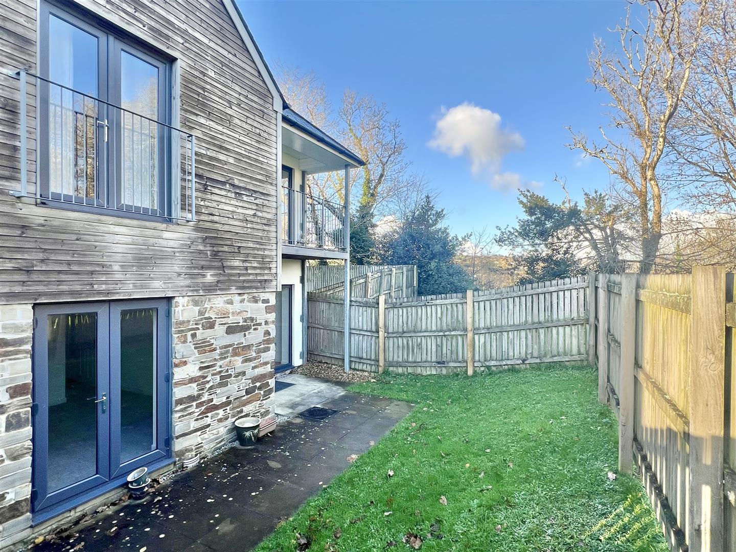 2-bed flat on 8 Carbean Apartments, Fettling Lane, Charlestown, £200,000