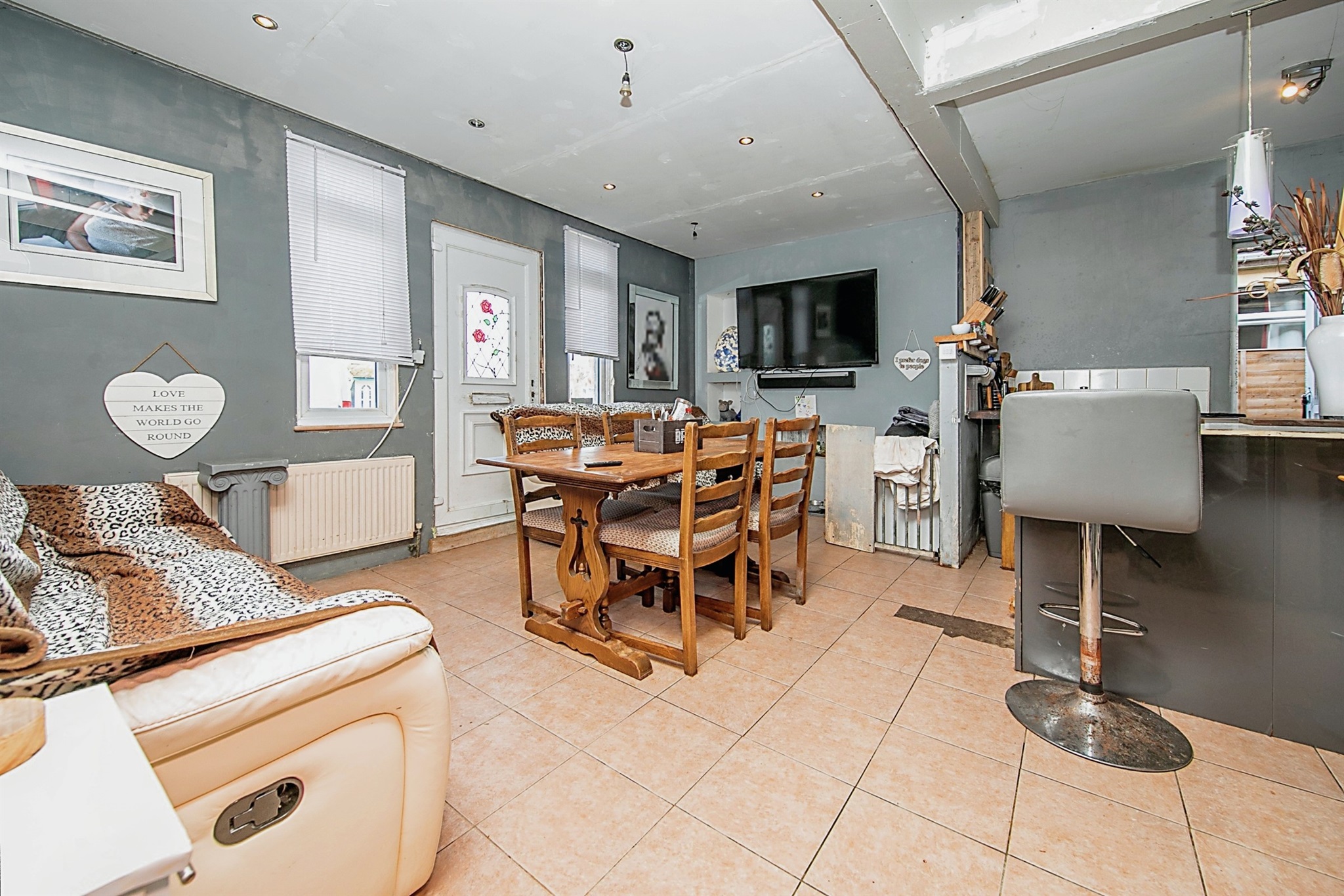 Photos of Cornflower Road, Jaywick, ClactonOnSea CO15 64015728