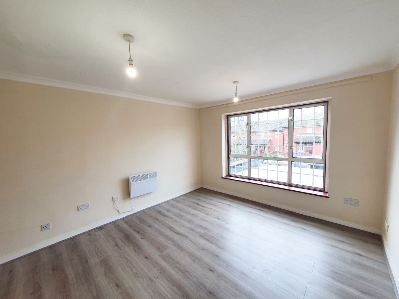 Hammond Close, Greenford photo 3