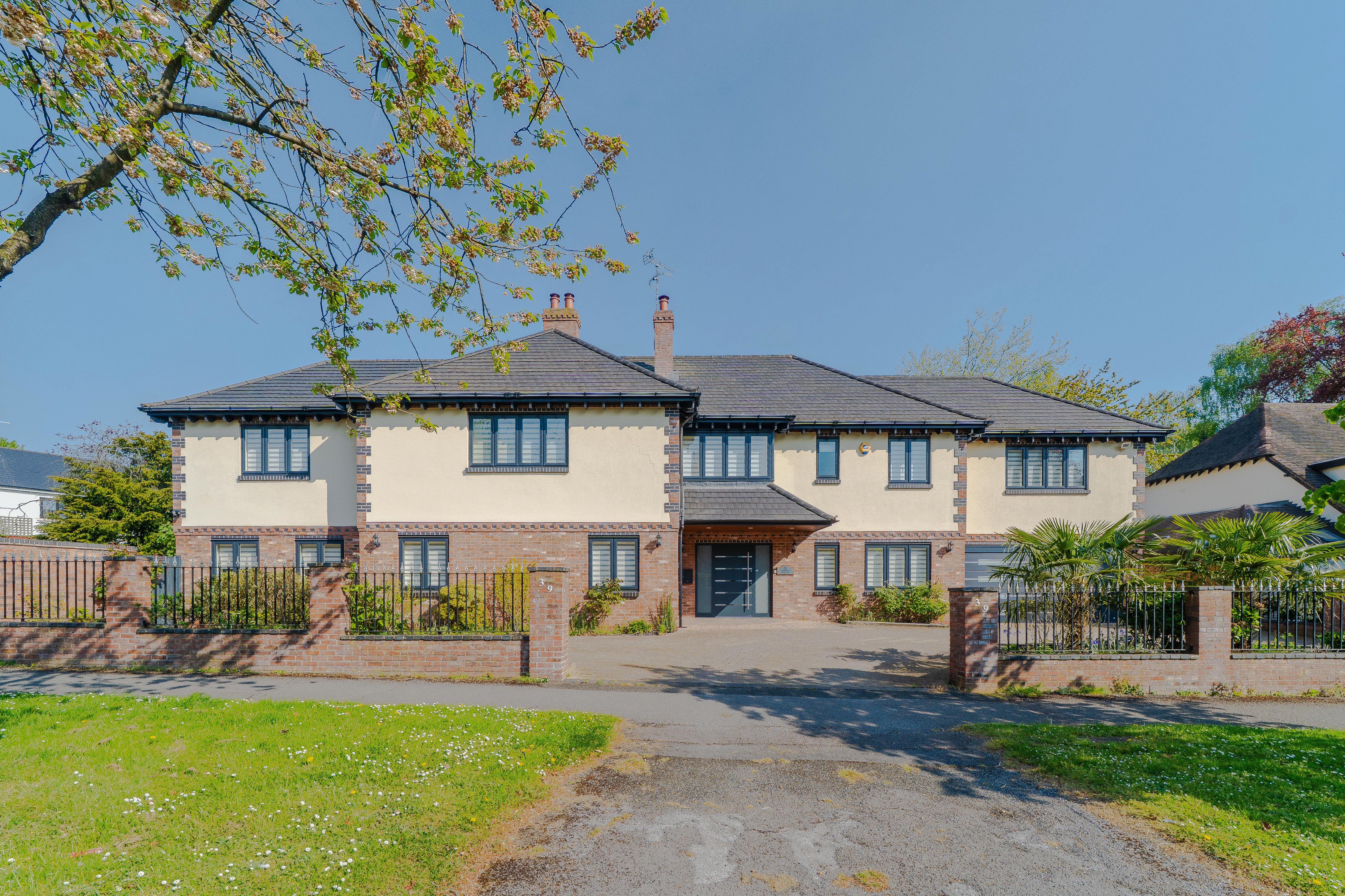 39 Barlows Road, Birmingham, B15 2PN - listing photo