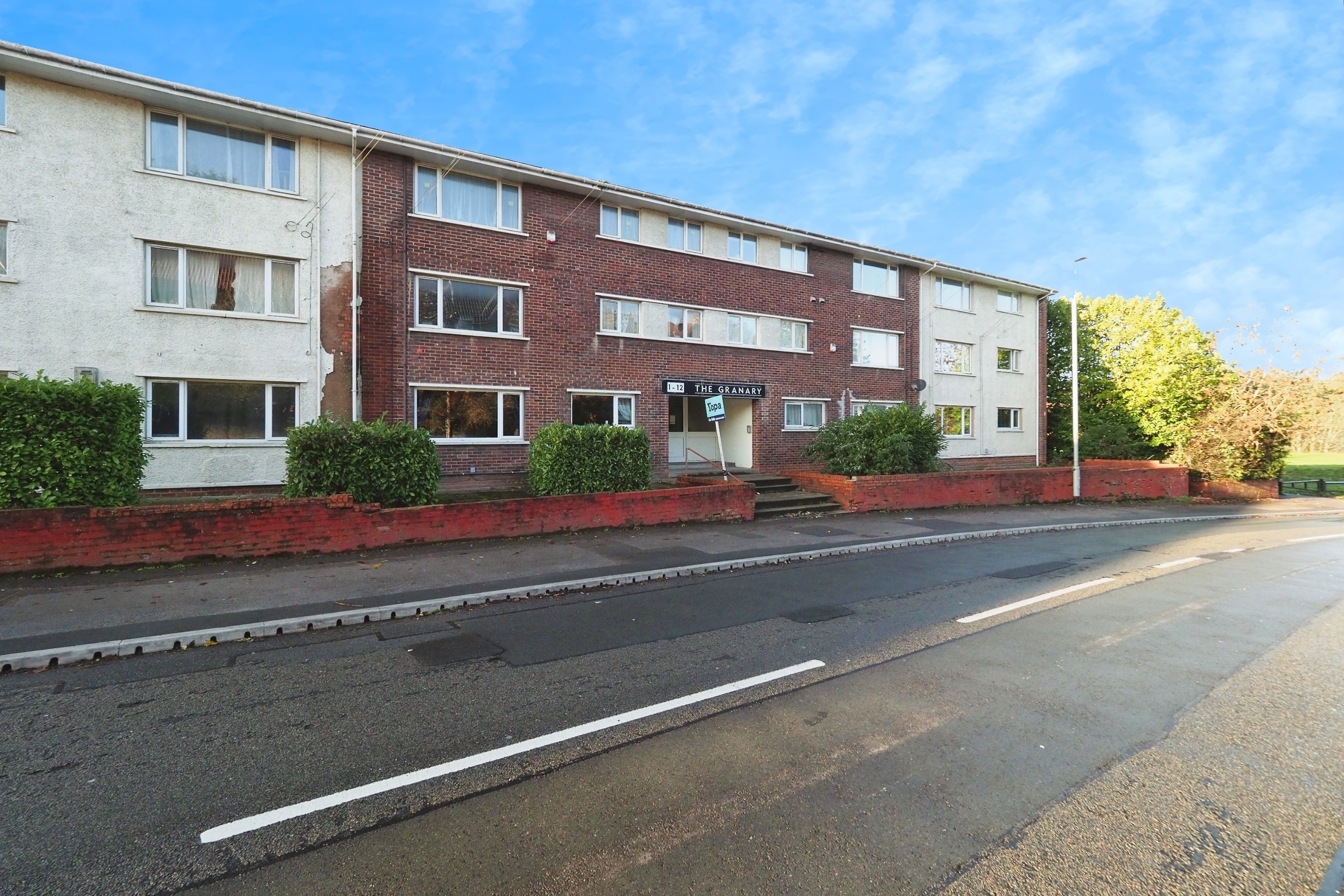1-bed flat on Flat 2, The Granary, Sandy Lane, Mansfield, £70,000