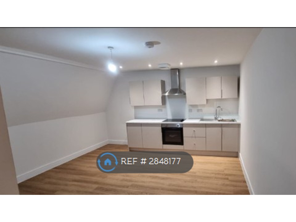 Westminster Apartments, High St, Sheerness photo 4