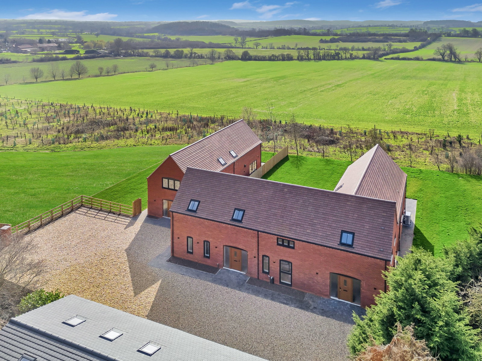 3 bedroom terraced house for sale in London