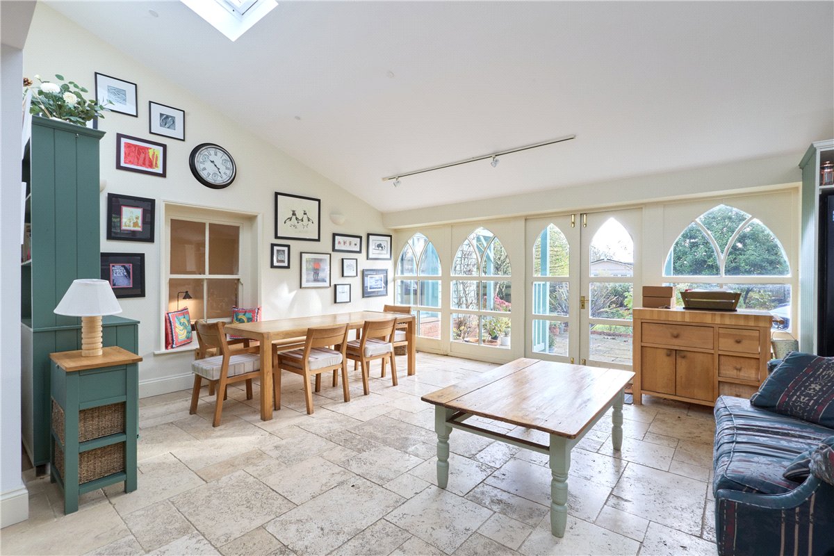 4 bedroom detached house for sale 0