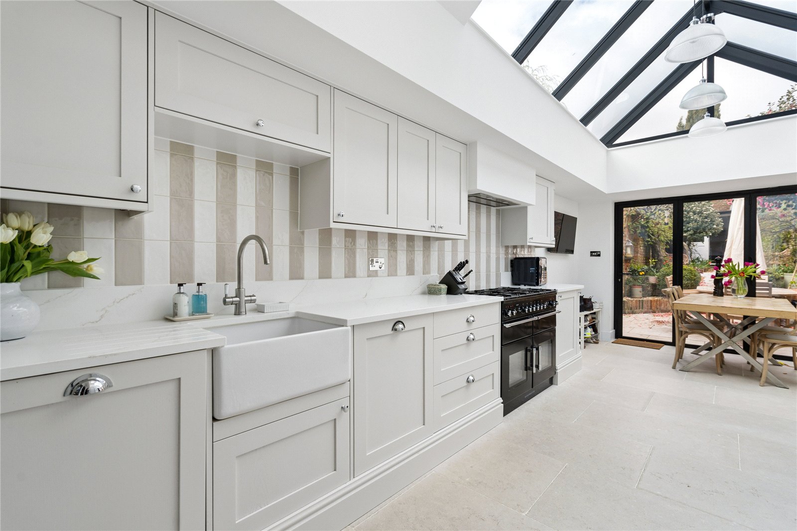 21, Whielden Street, Buckinghamshire photo 3