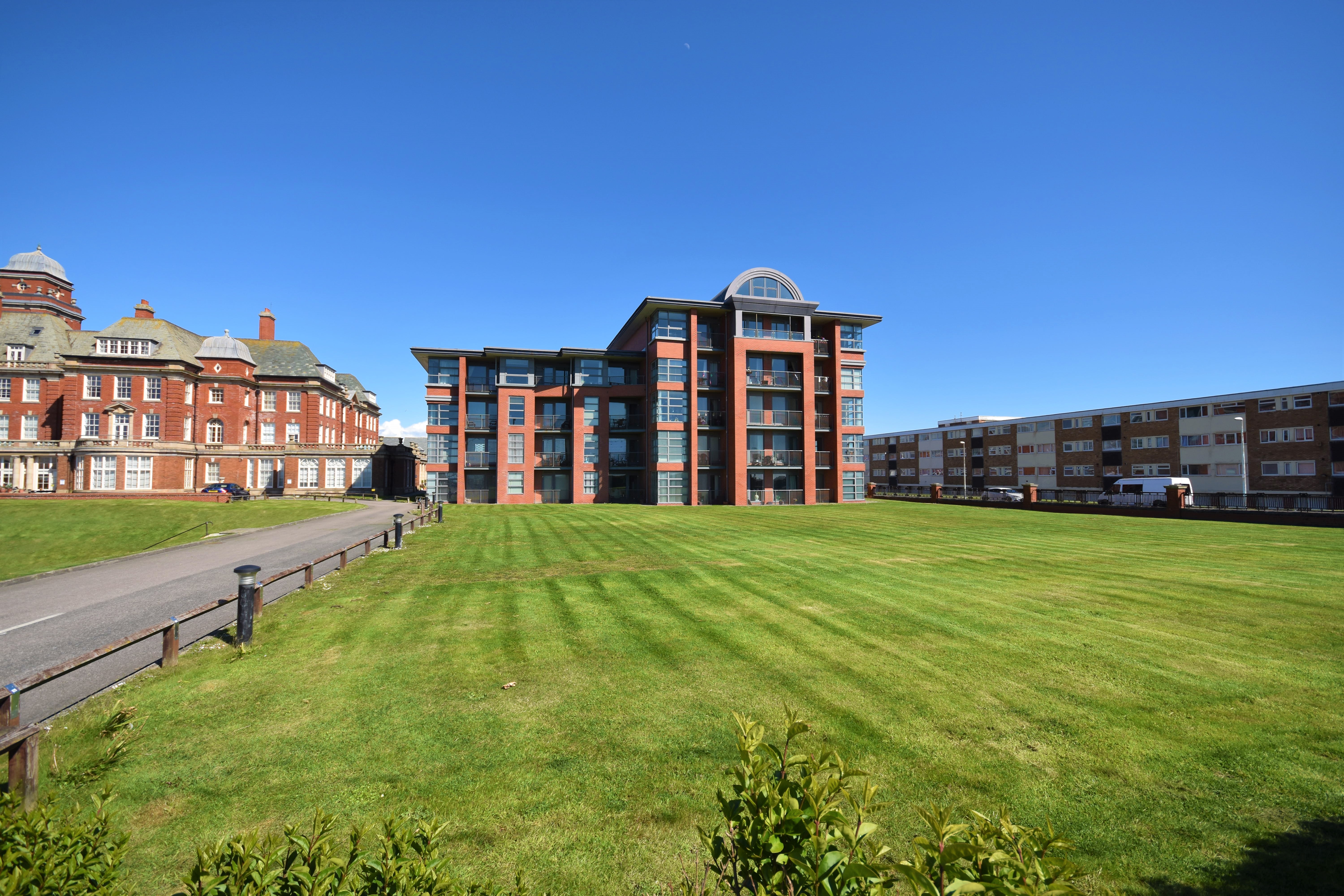 3 Admiral View, 180, Queens Promenade, Blackpool photo 4
