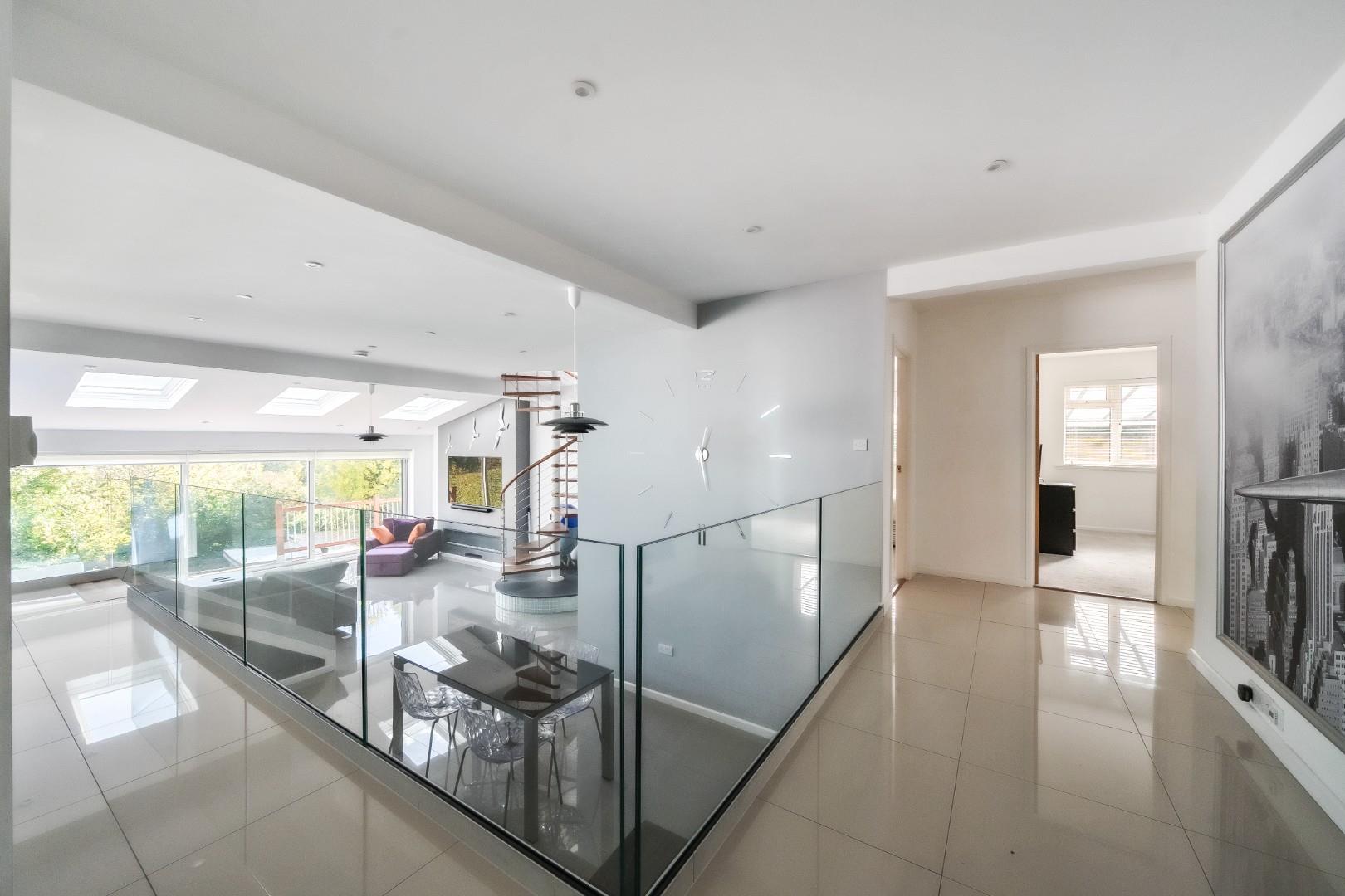 4 bedroom detached house for sale 0