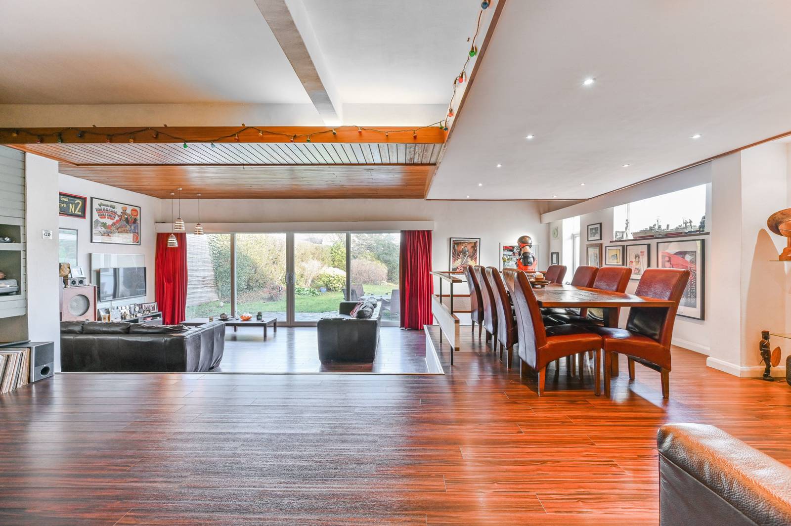 4 bedroom bungalow for sale 0