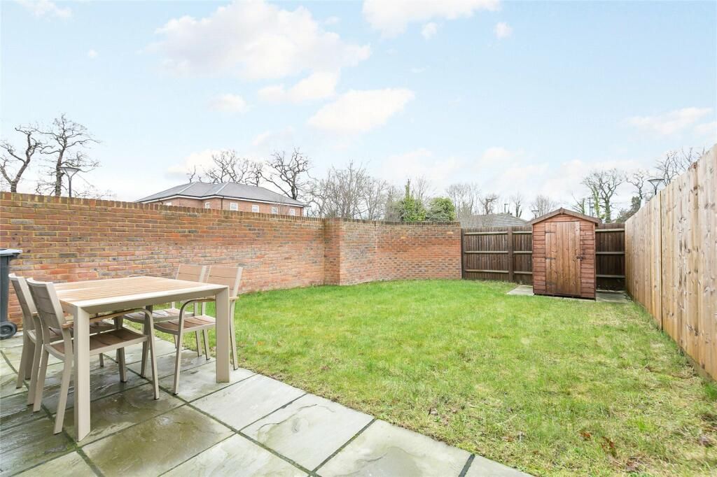 50 Richmond Crescent, London photo 4