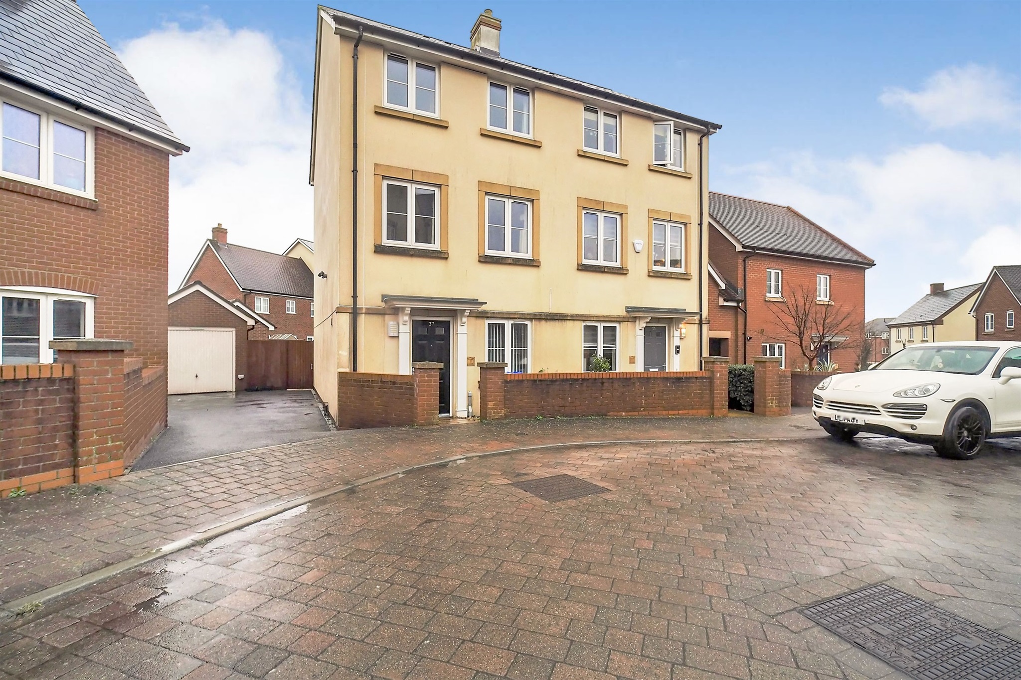 Photos of Holloway Close, Amesbury, Salisbury SP4 63540026