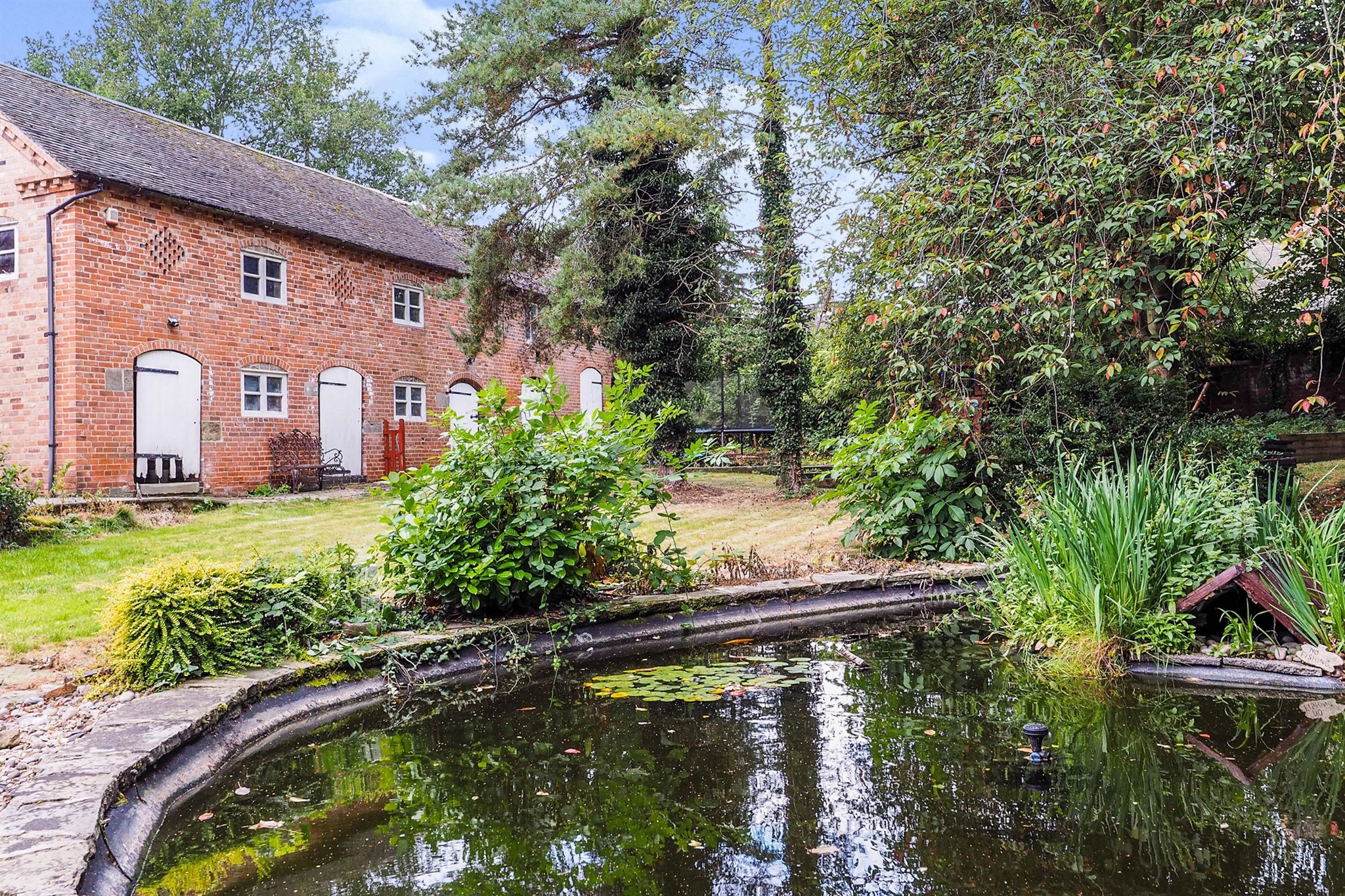 Photos of Barn Close, Castle Donington, Derby DE74 59836197 PrimeLocation