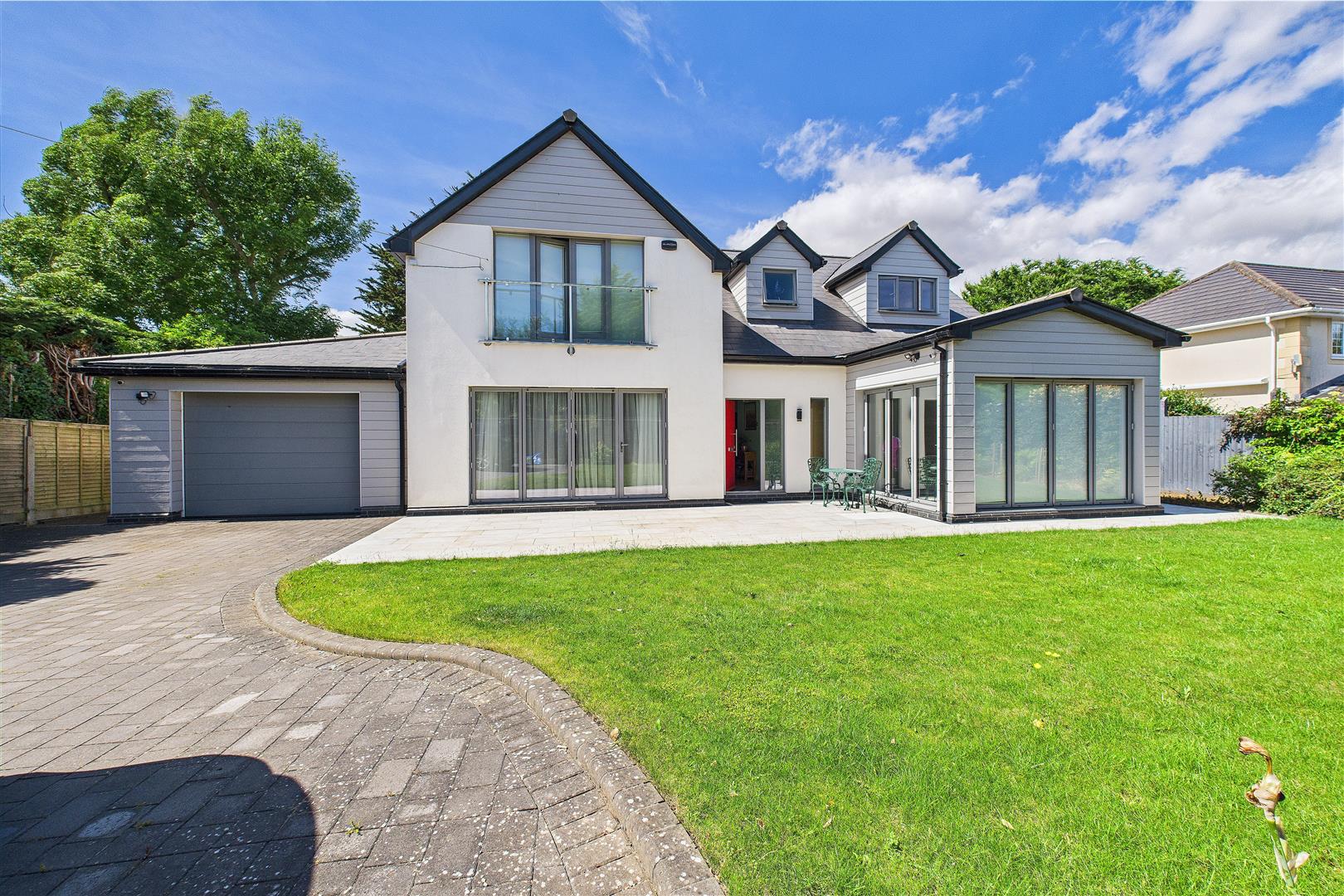 4 bedroom detached house for sale 0