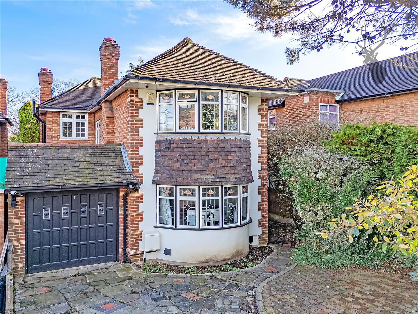 3 bedroom detached house for sale 0