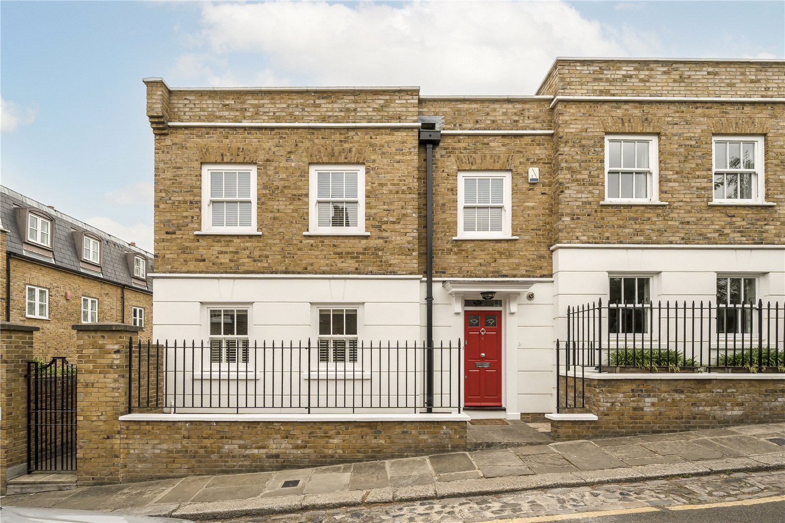 5 bedroom end terrace house for sale 0
