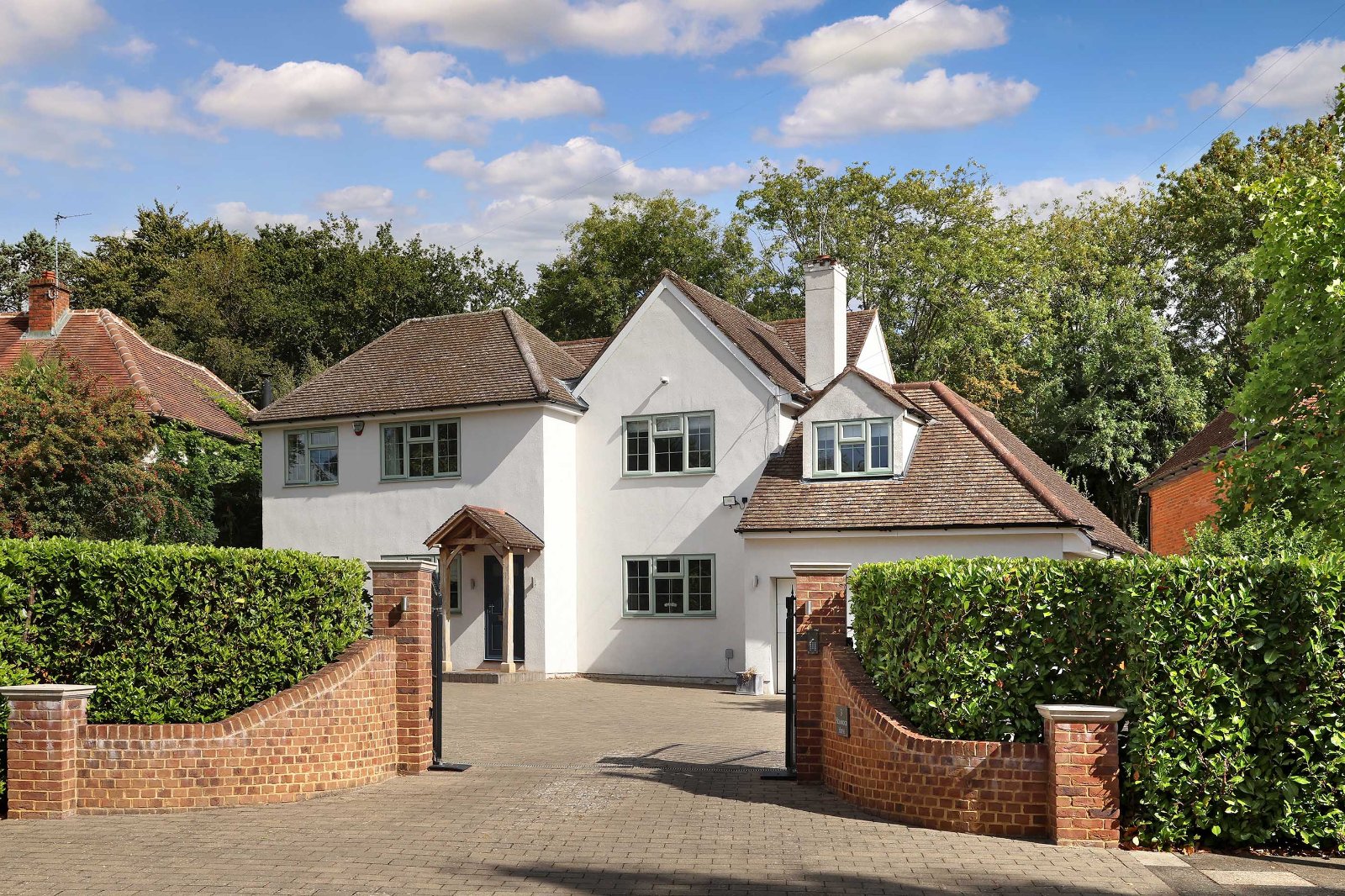 5 bedroom country house for sale 0