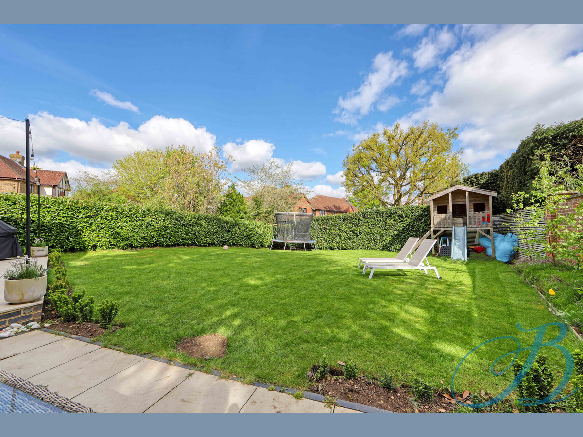 Photos of Kinghorn Park, Maidenhead SL6 67179166 PrimeLocation