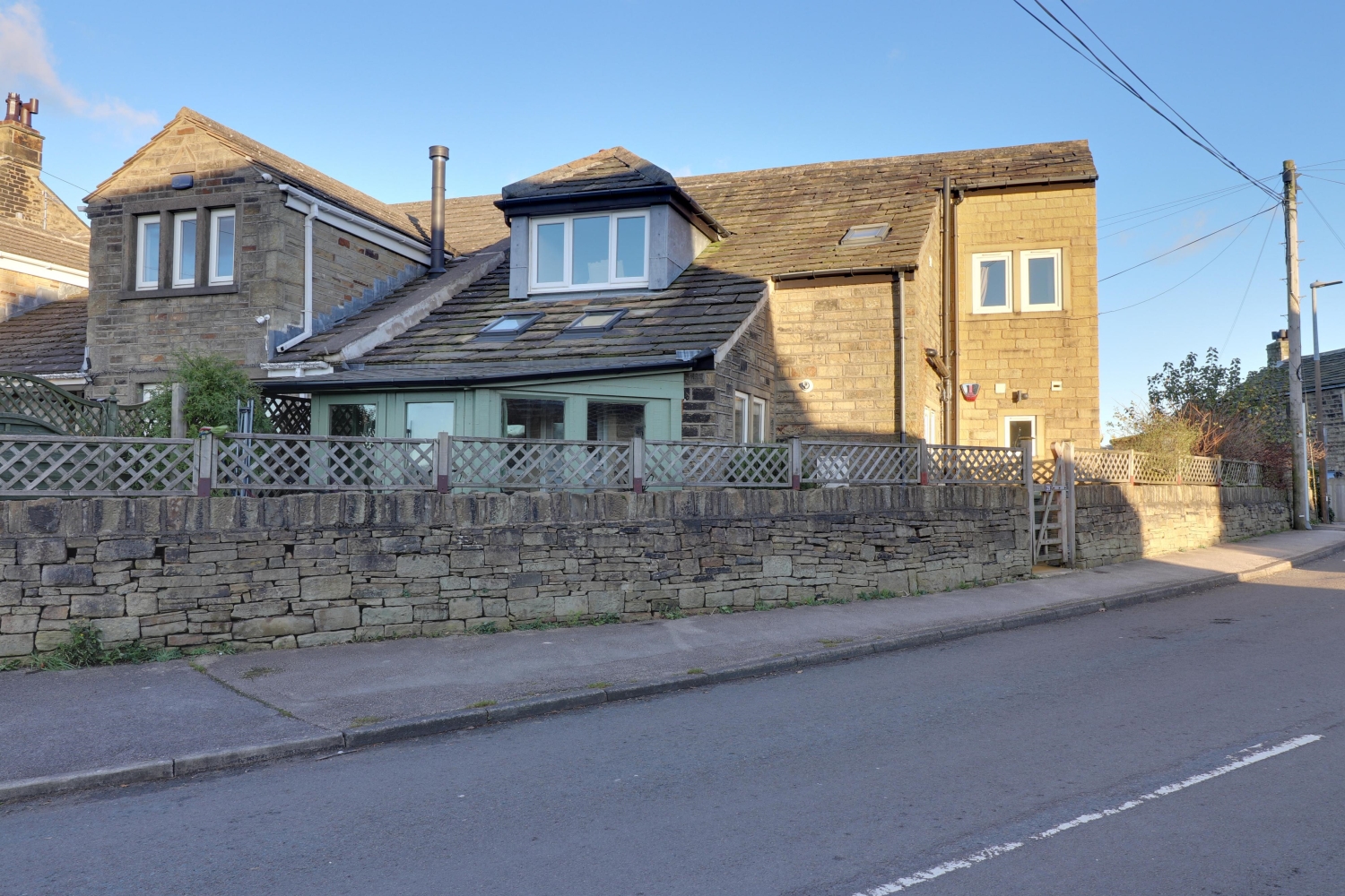 Photos of Totties, Totties, Holmfirth, West Yorkshire HD9 66150264