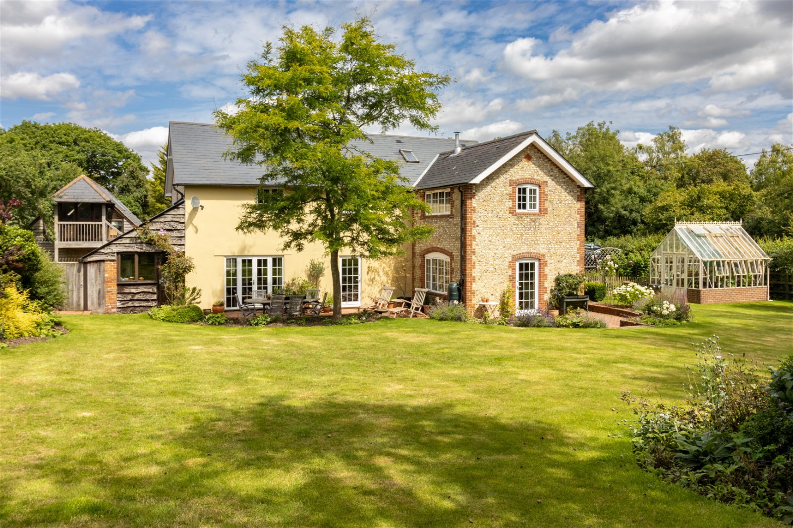 6 bedroom detached house for sale The Luxury Marketplace