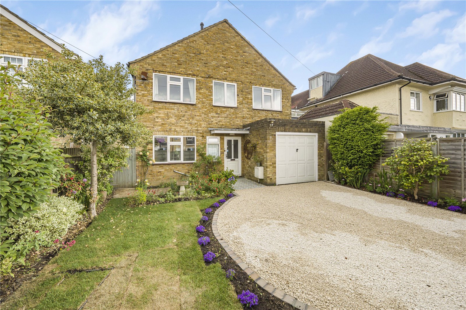 4 bedroom detached house for sale 0