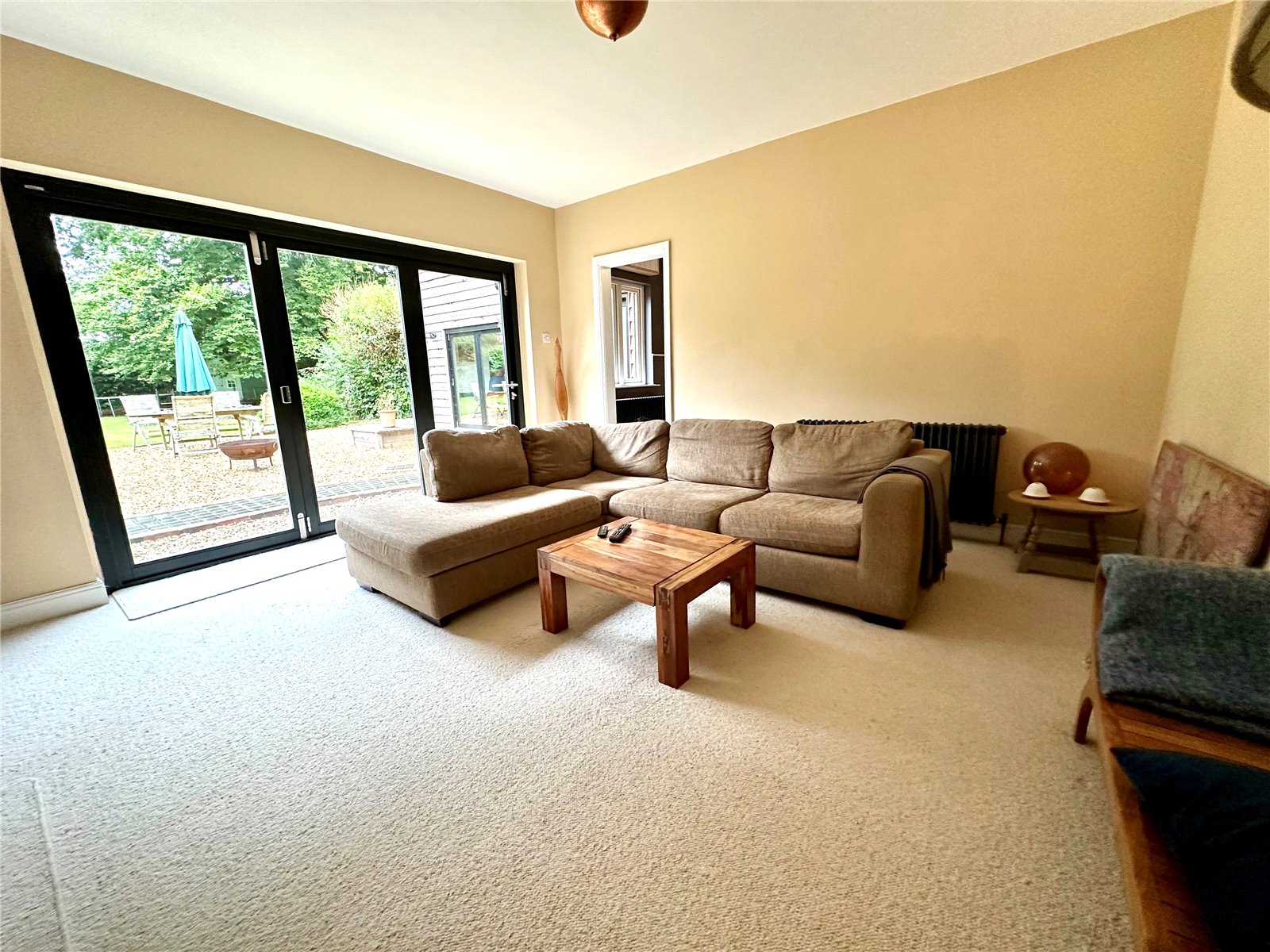 4 bedroom country house for sale 0