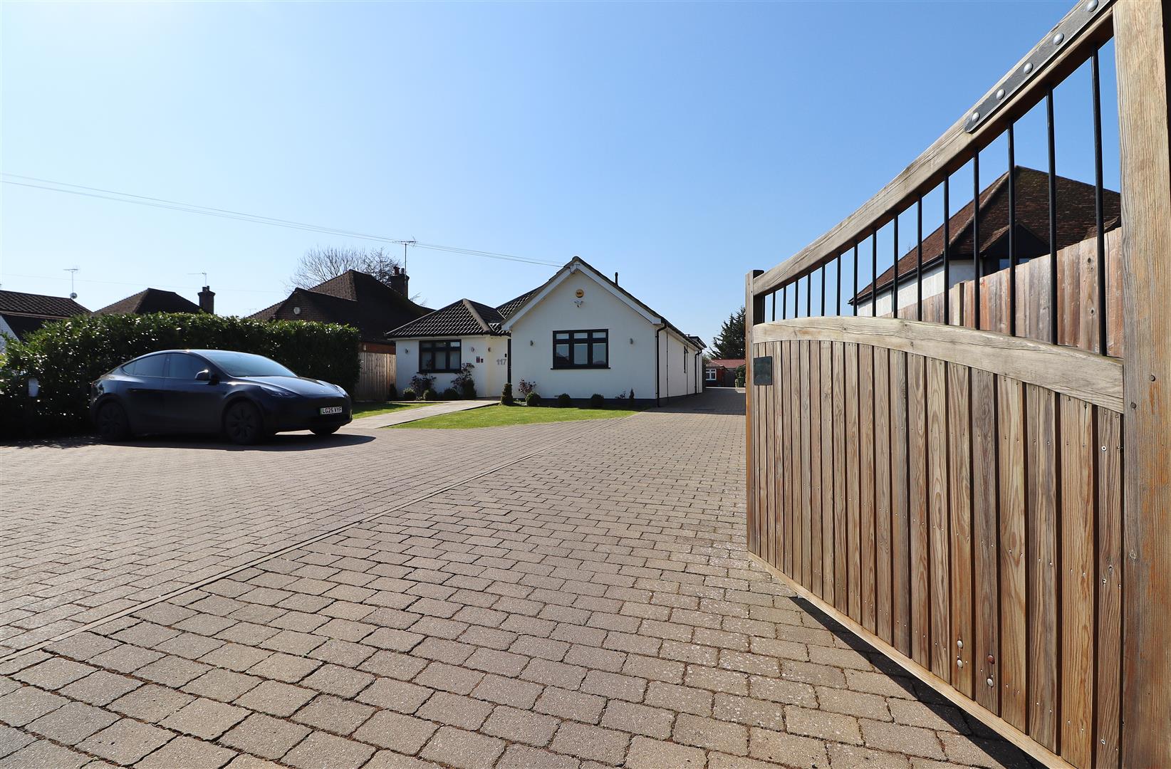 3-bed house on 117, Theobald Street, Borehamwood, £1,100,000