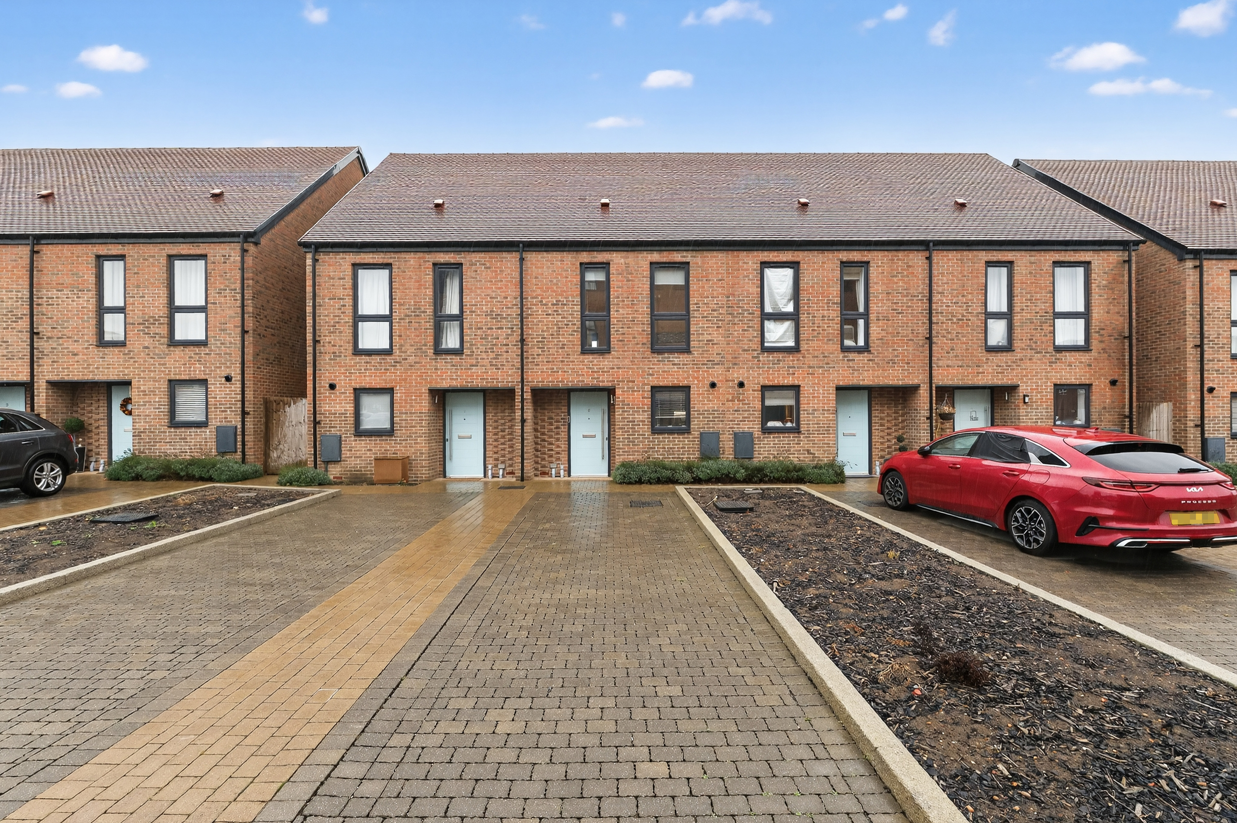 2-bed terraced on 6, Boxall Way, Hornchurch, £490,000