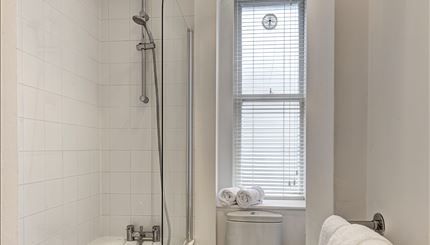Flat 1, London photo 4