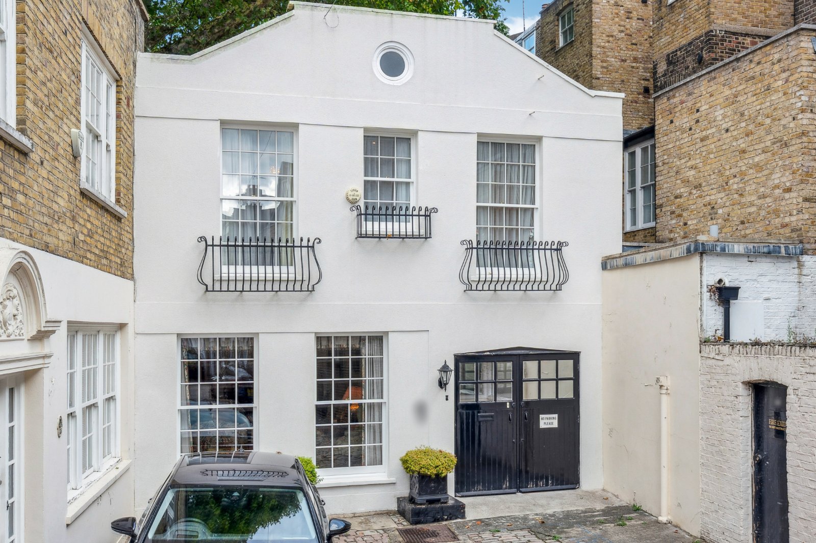 3 bedroom end terrace house for sale in London