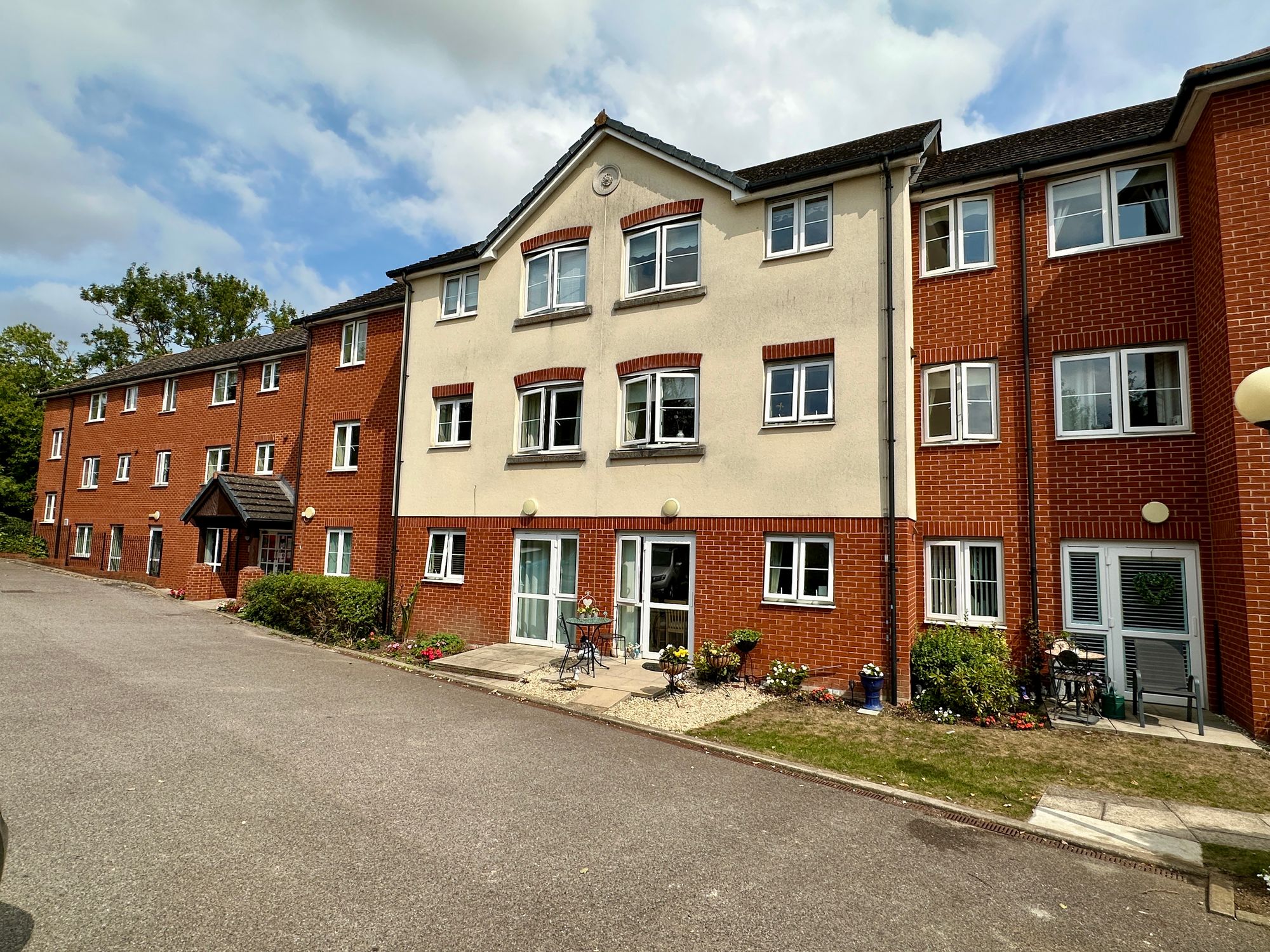 1-bed house on Apt 24, Southwood Court Southend Road, Billericay, £175,000