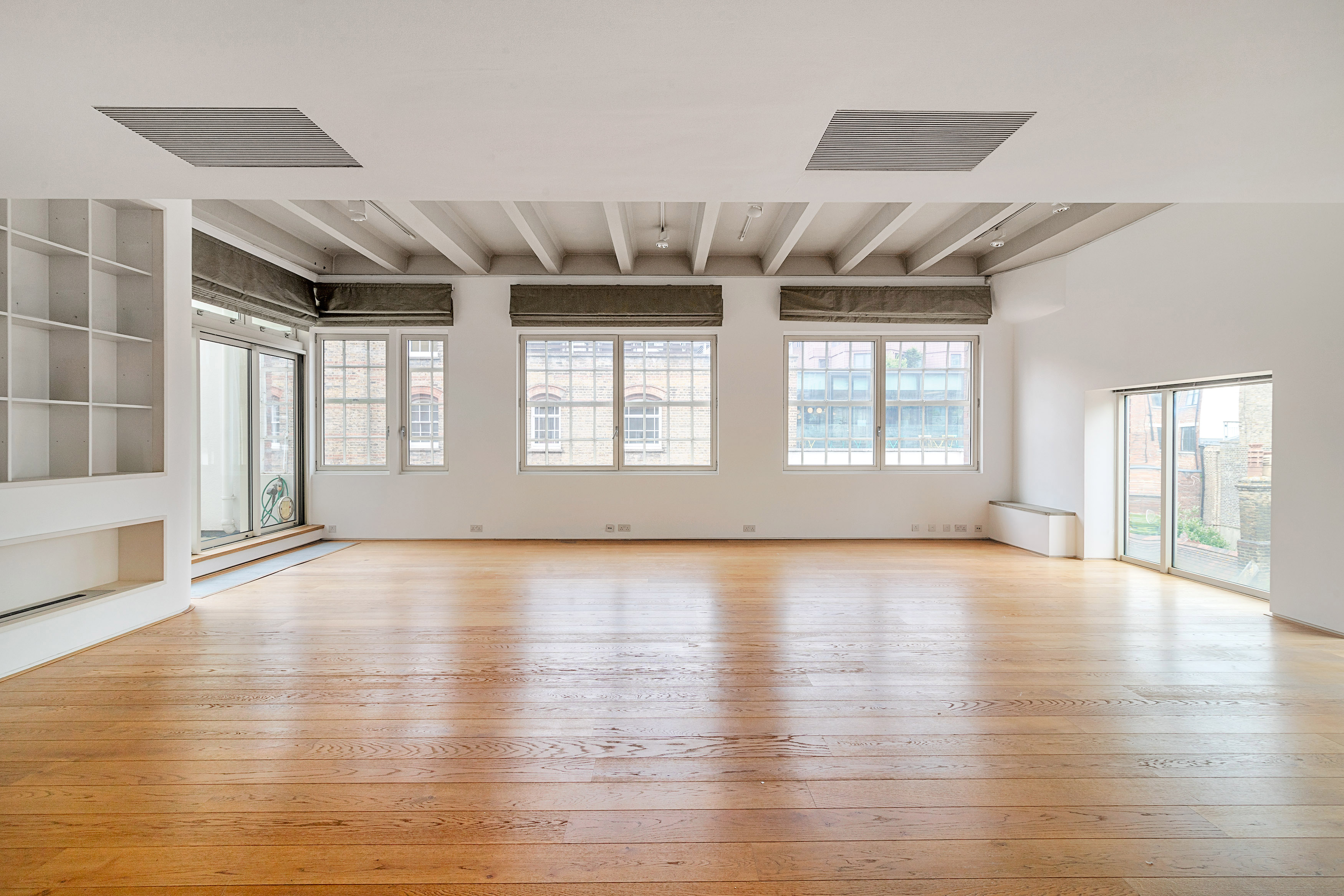 2 bedroom flat for sale 0