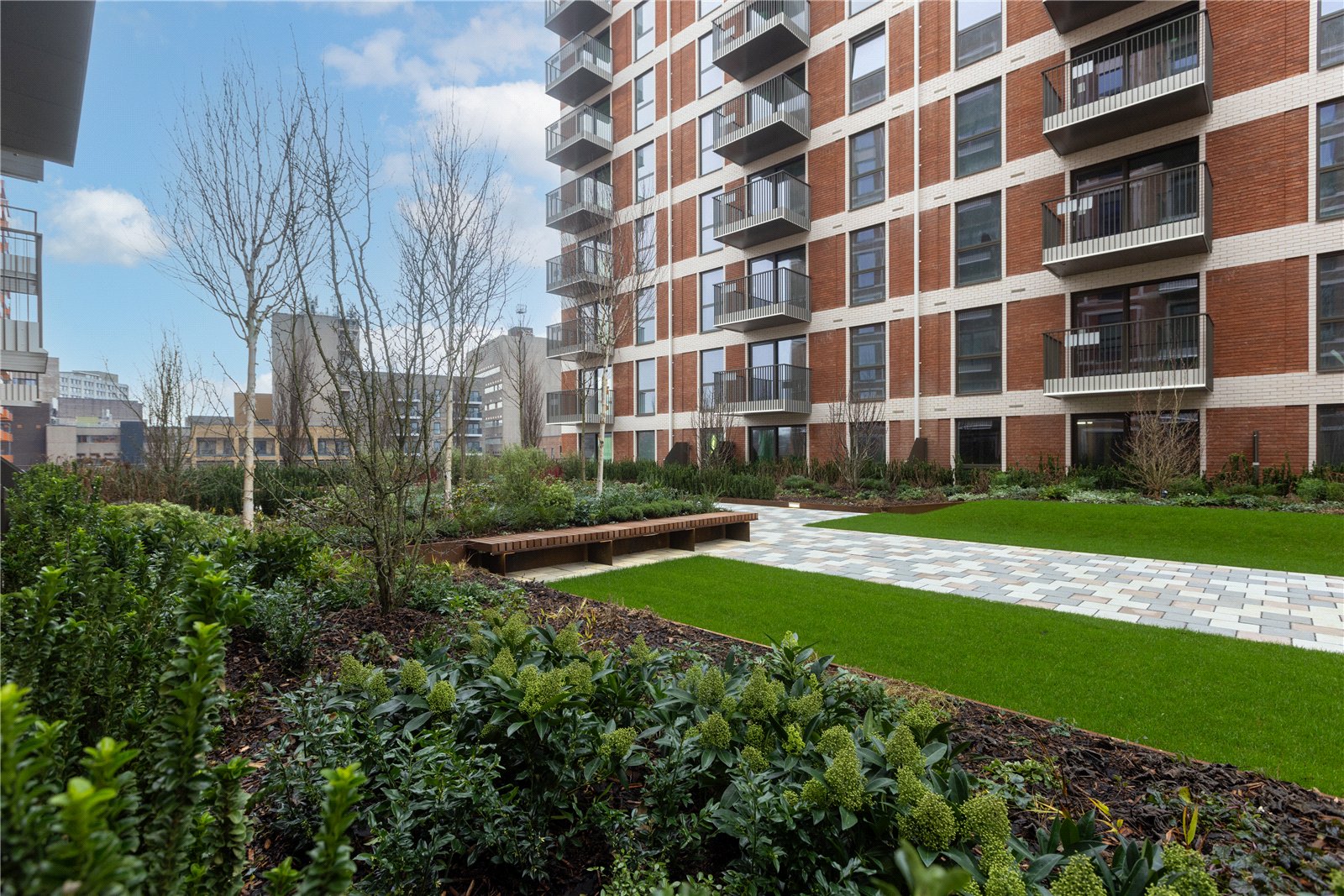 Flat 40, Bower House, 4, Henshaw Parade, London photo 4