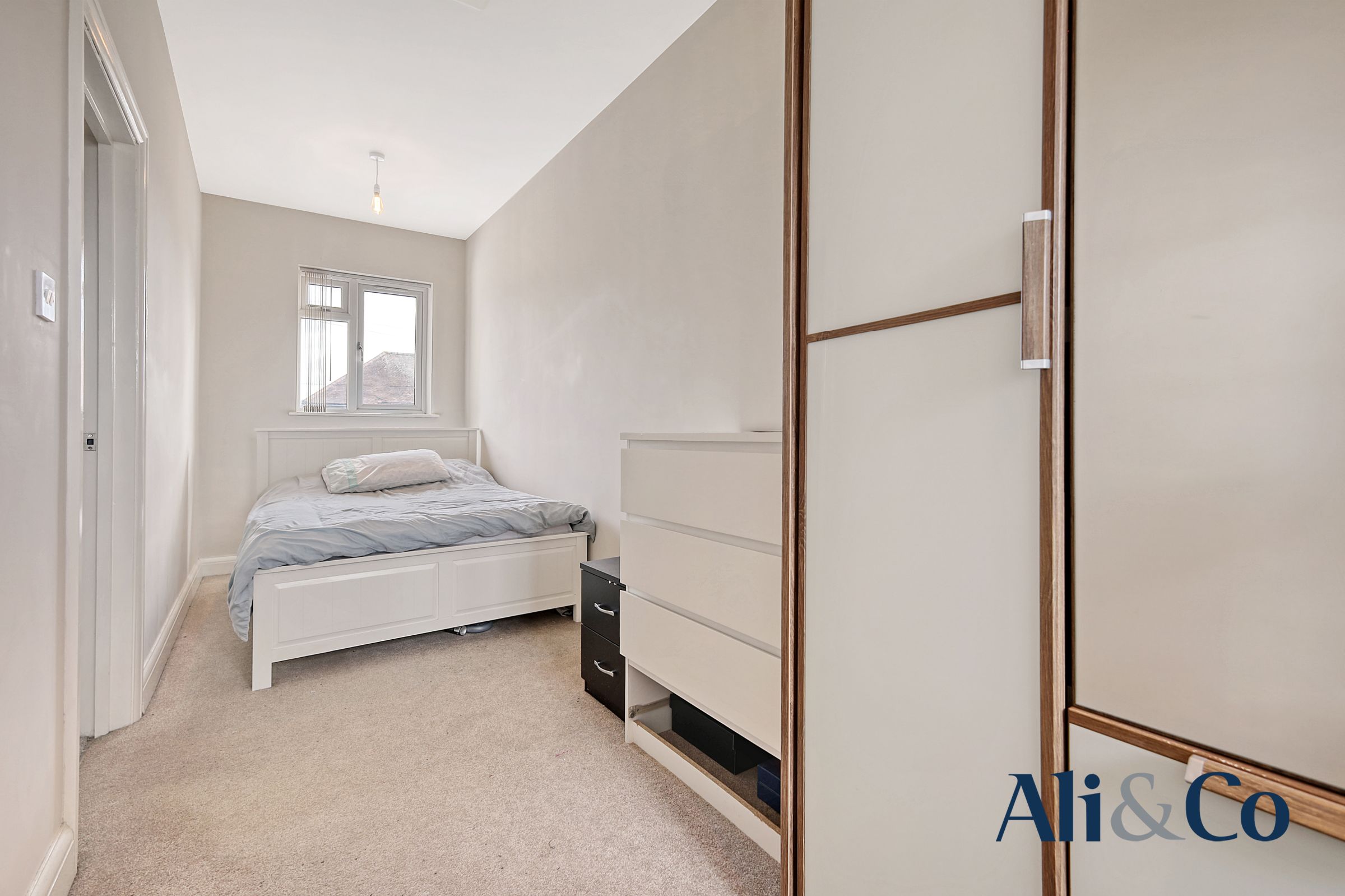 Photos of Nutberry Avenue, Grays RM16 66481680 PrimeLocation