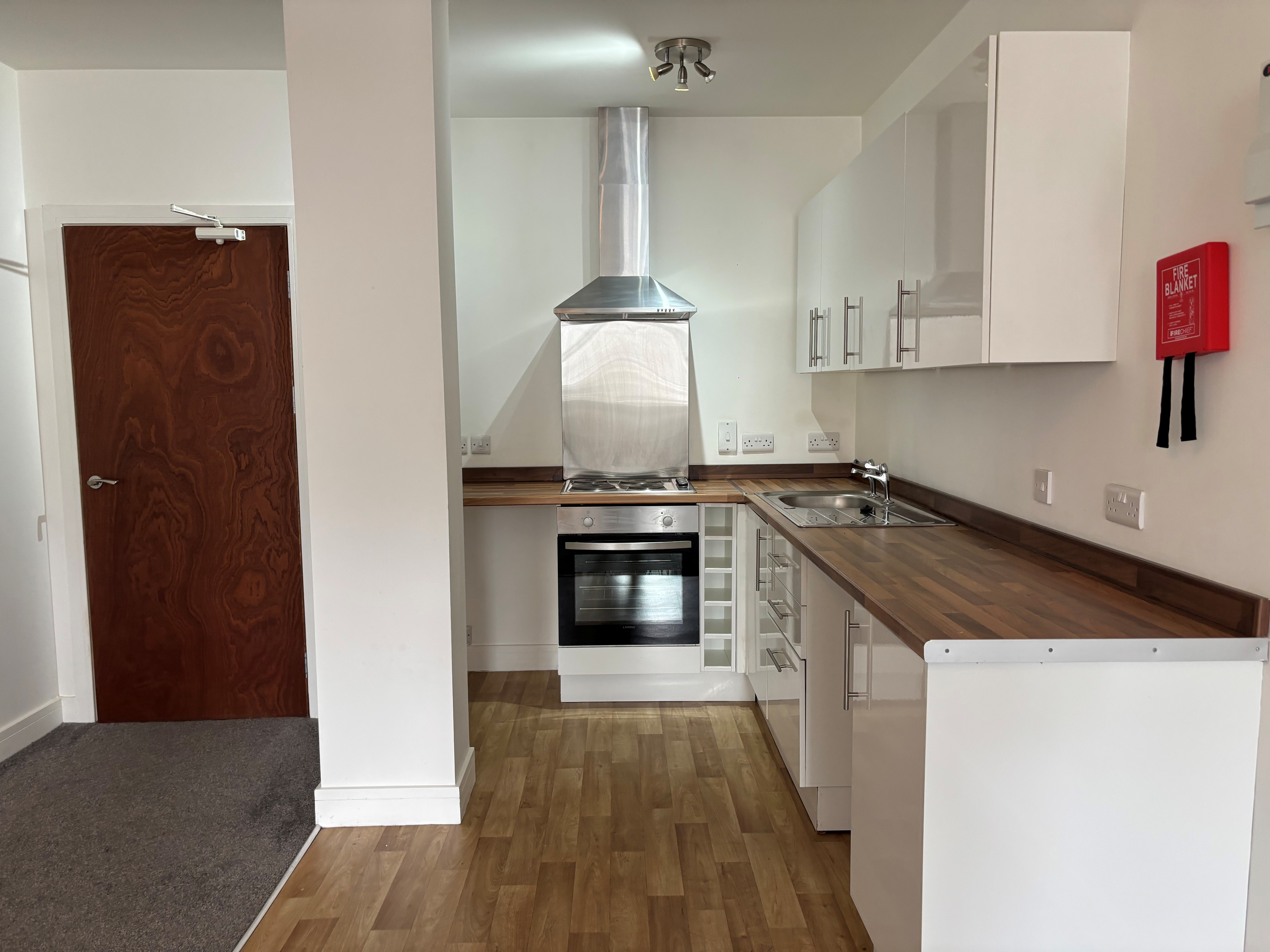 Flat 5, 19, Queen Street, Newton Abbot photo 5