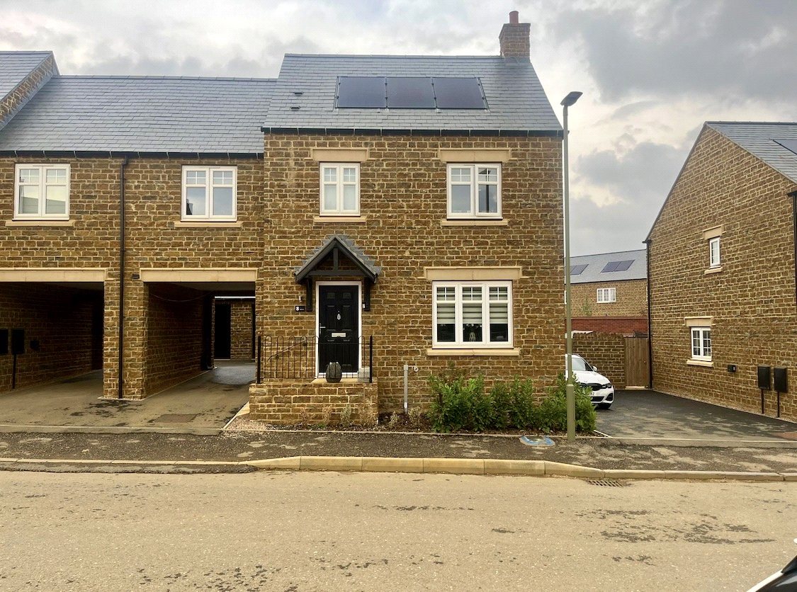 8, Augustus Way, Banbury photo 2