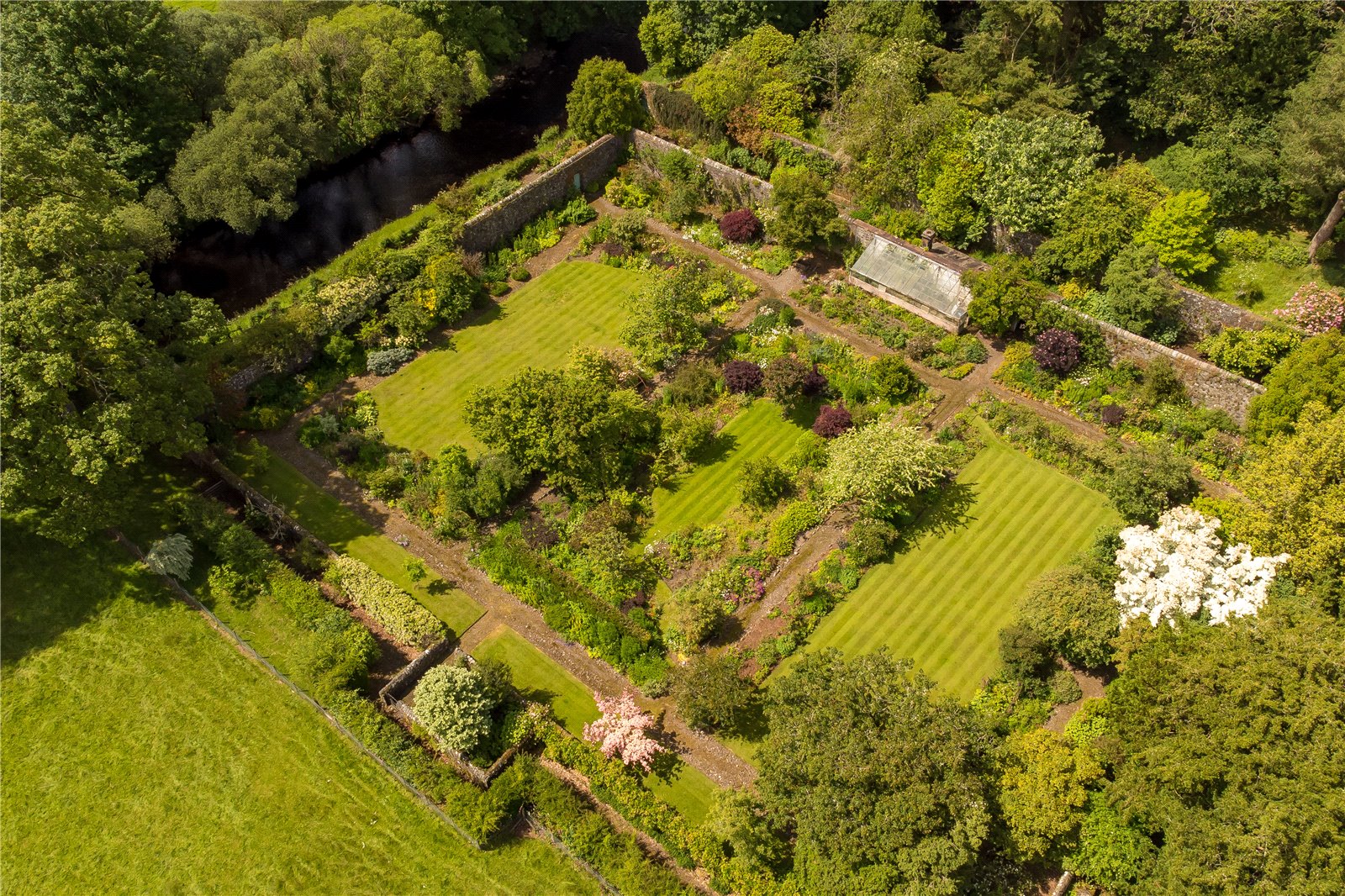 Photos of Walton Park, Castle Douglas, Kirkcudbrightshire DG7 ...