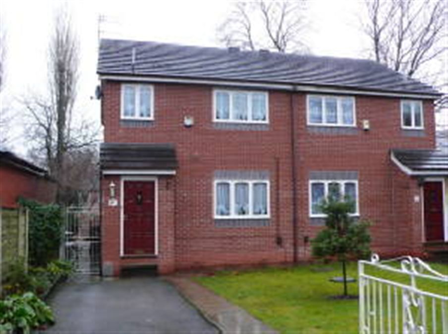 Free property report 71 Neal Avenue, Ashtonunderlyne, OL6 6PB Chimnie