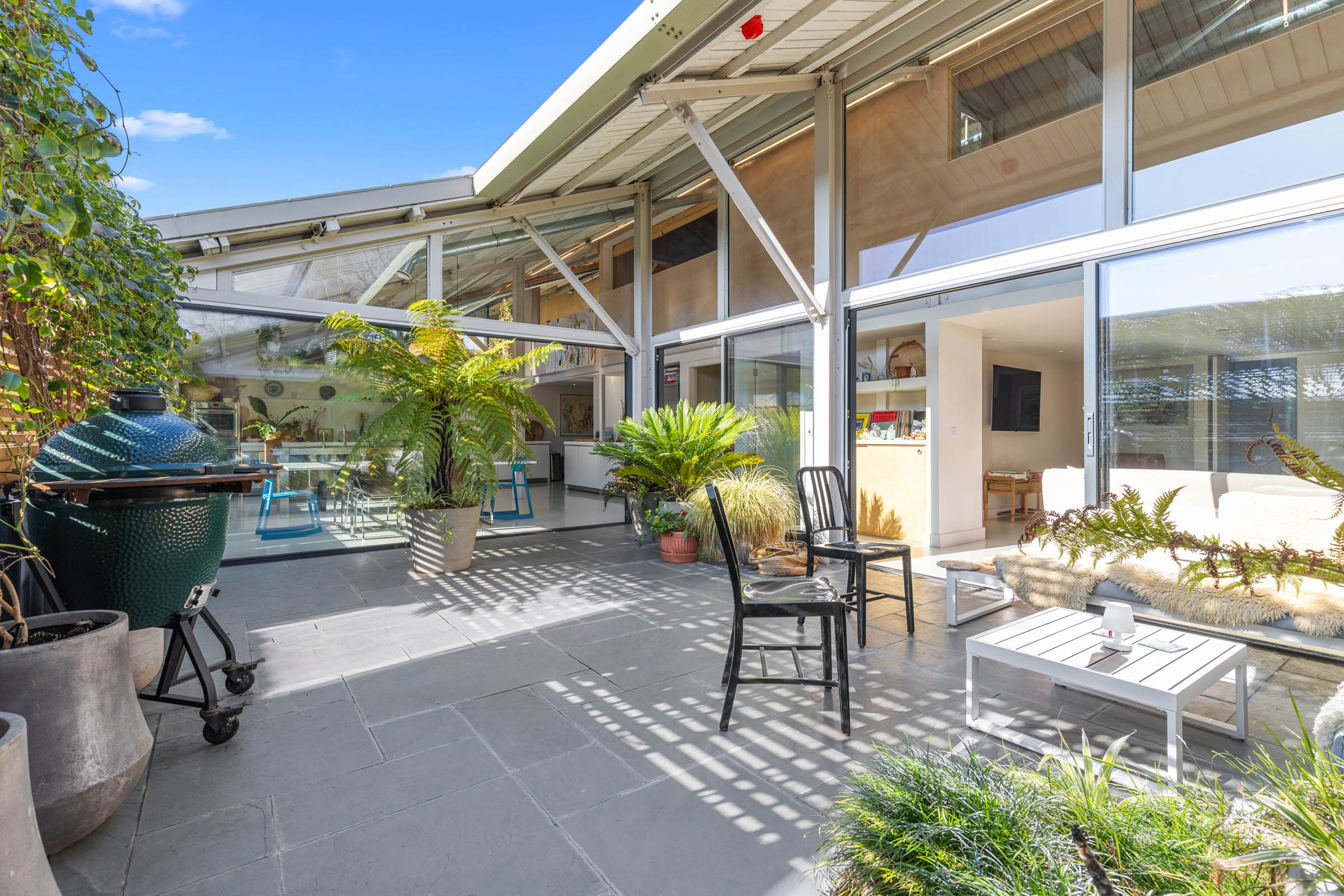 7 bedroom detached house for sale 0