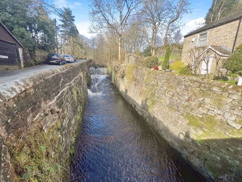 Photos of Barrow Bridge Road, Barrow Bridge, Bolton BL1 66826592