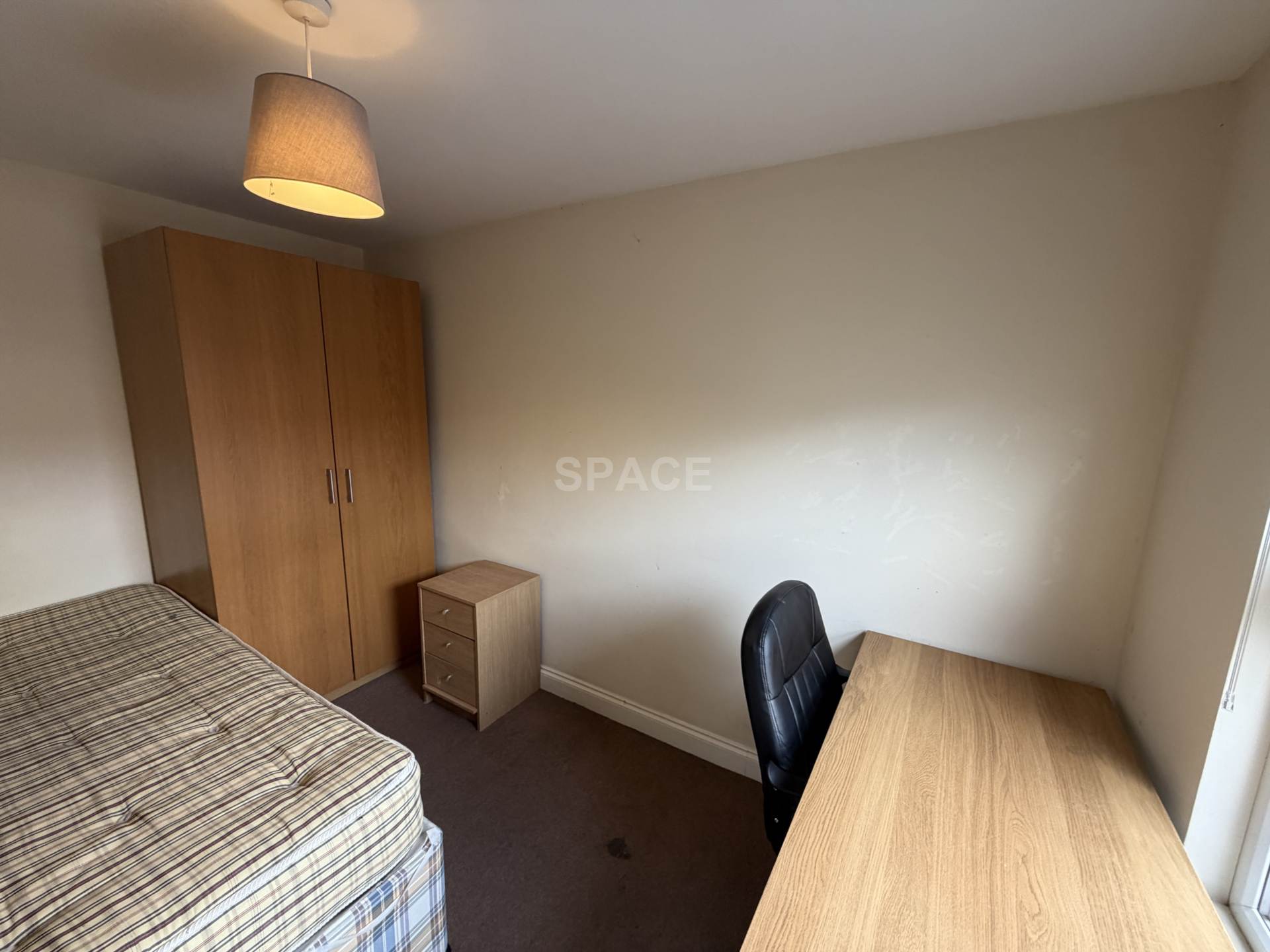 Room 3, Hatherley Road, Reading photo 5