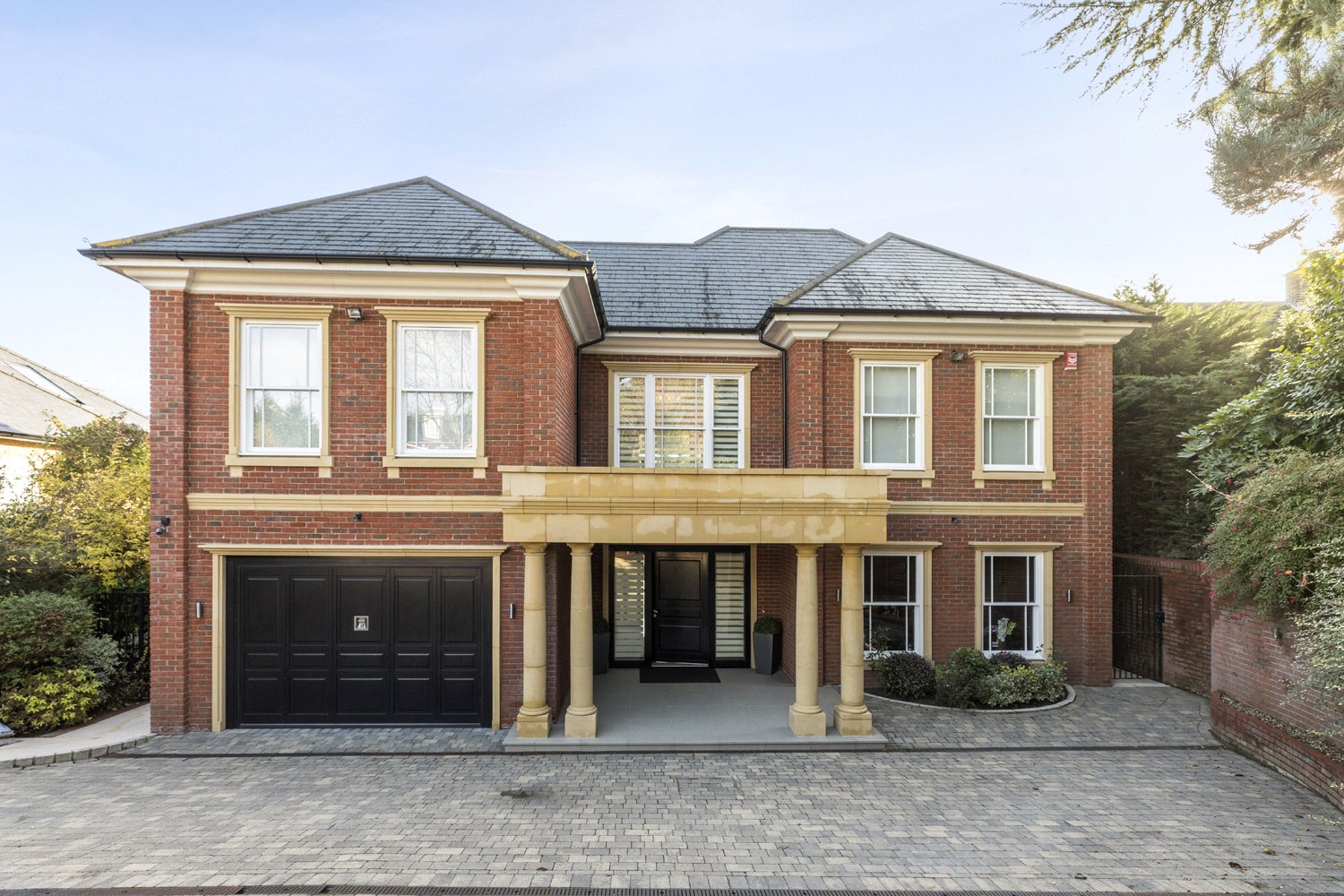 4 bedroom detached house for sale 0