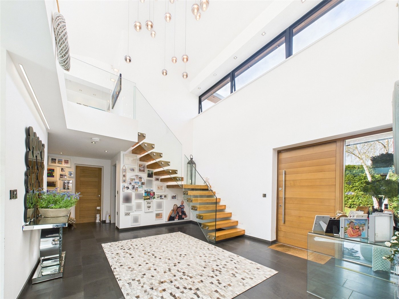 5 bedroom detached house for sale 0