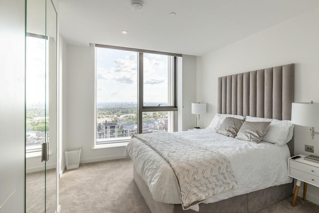 Flat 1201, London photo 3